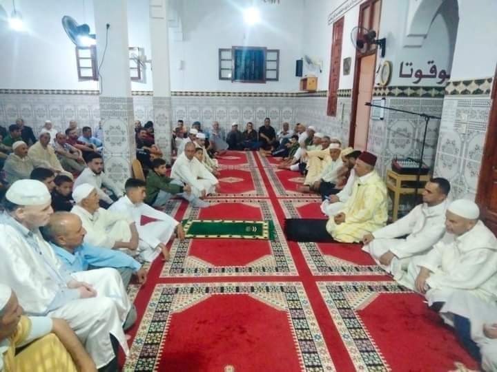 أمسية دينية تخليدا لذكرى المولد النبوي الشريف بمسجد لمطاحن جماعة غياثة الغربية