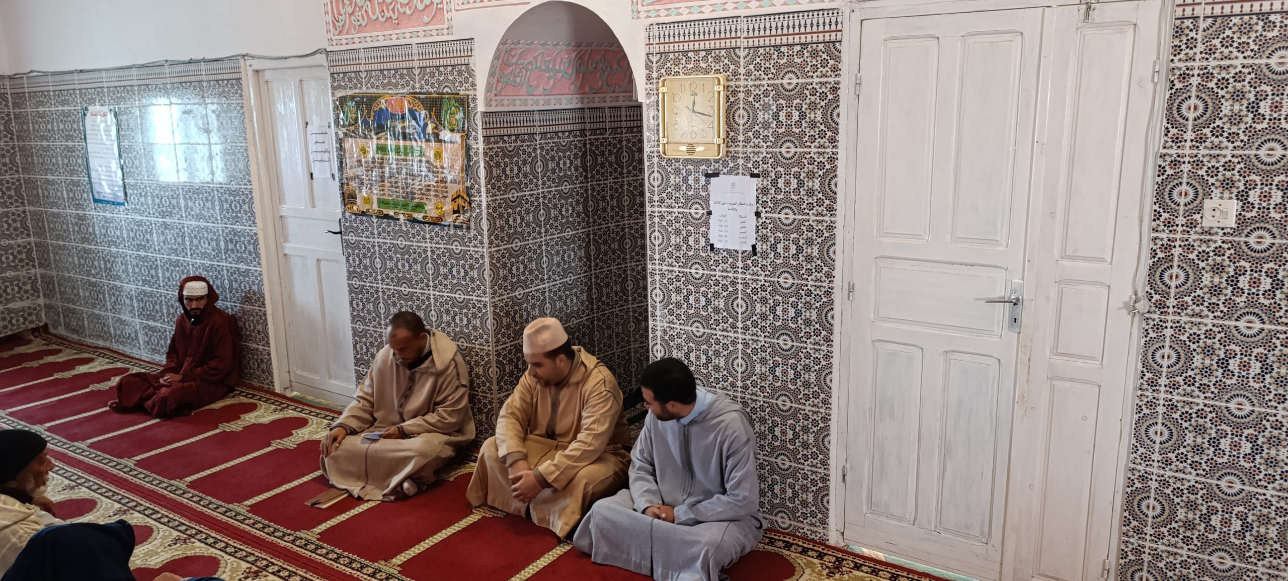 ندوة علمية بعنوان:”أهمية الصدق وثمراته”