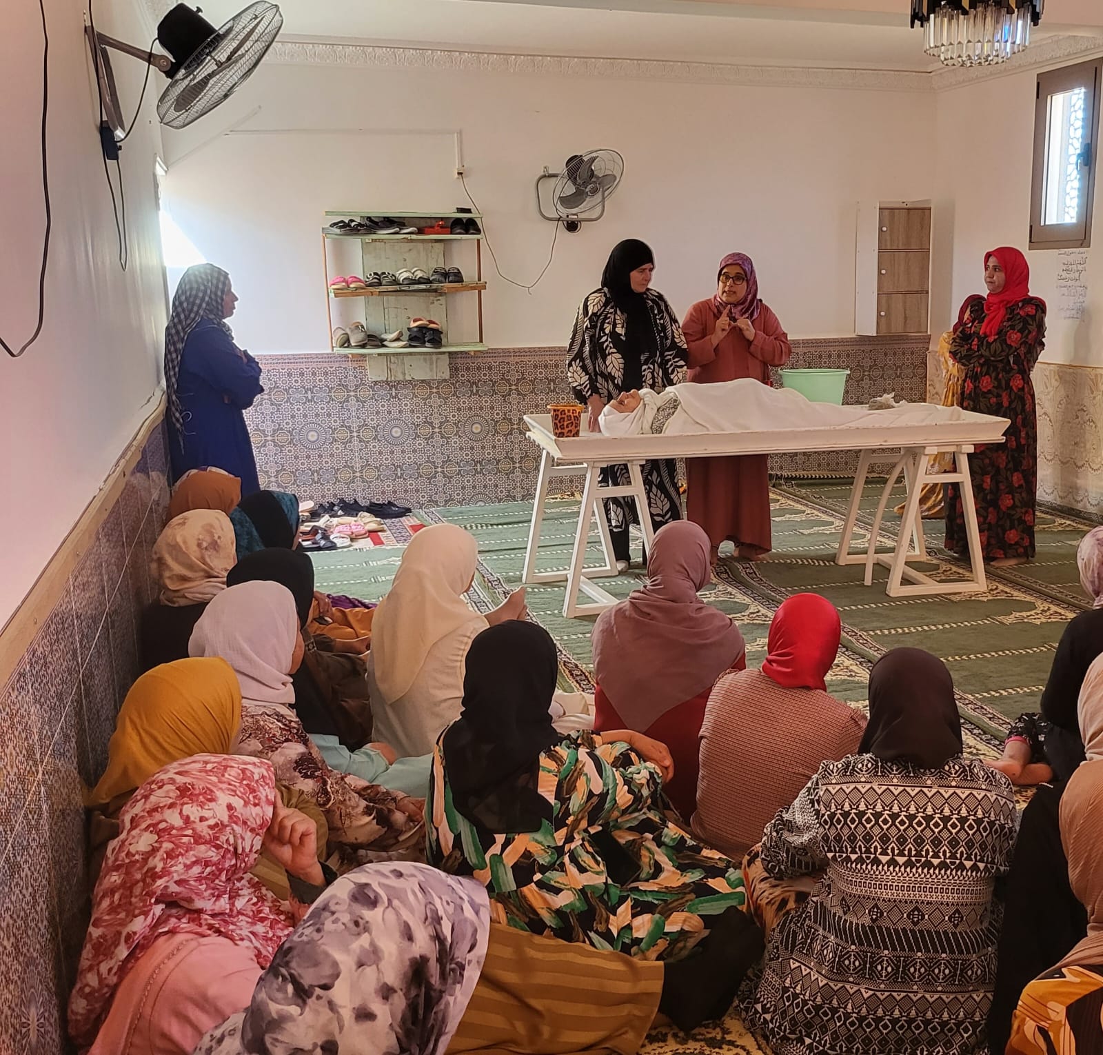 دورة تكوينية في تغسيل وتكفين الميت