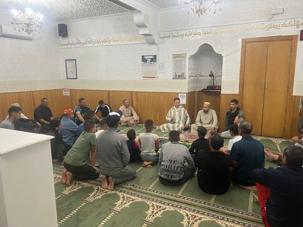 3-1-1024x768 موعظة بعنوان: "الحياة الطيبة بين الإيمان والعمل الصالح"