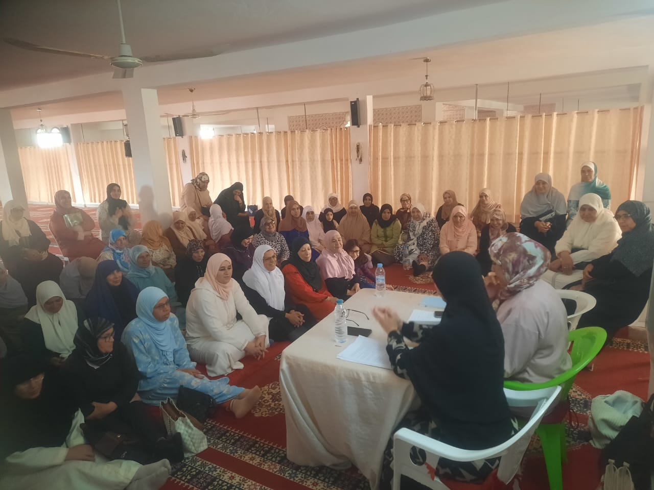 القرآن الكريم: تعريفه، فضله، وآداب طالبه