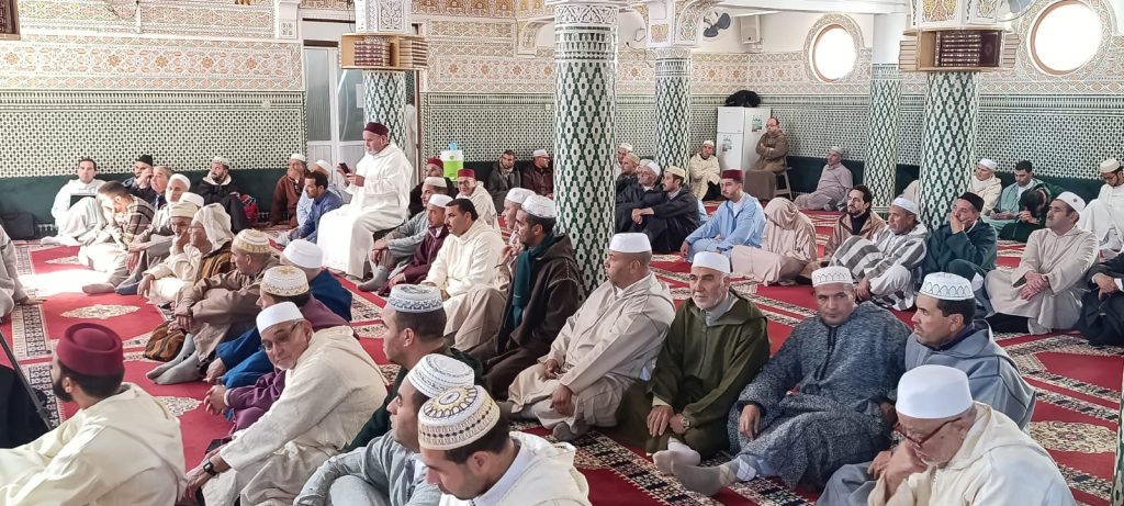 WhatsApp-Image-2024-10-31-at-17.37.04-3-1024x461 تقرير عن محاضرة علمية في موضوع "مظاهر عناية المملكة المغربية برؤية الهلال"