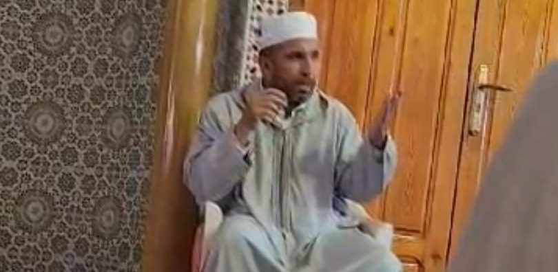 درس وعظي بعنوان :”فضل السلام  وإفشاؤه بين المسلمين”