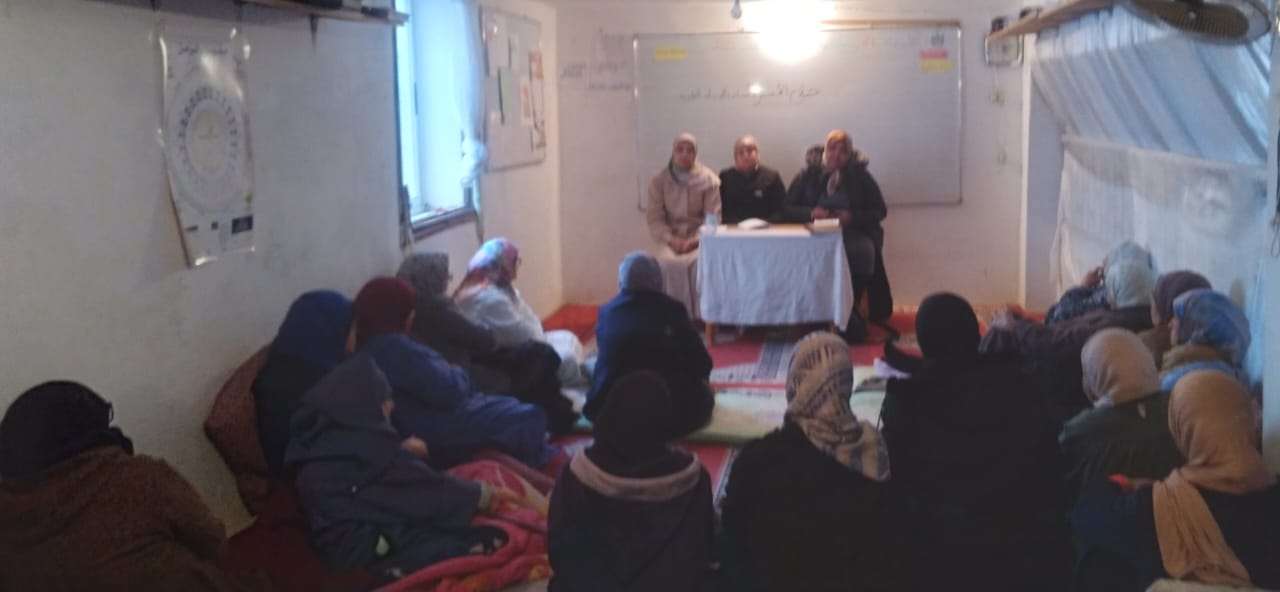 ندوة بعنوان : *صلاح الأسرة أساس الحياة الطيبة*