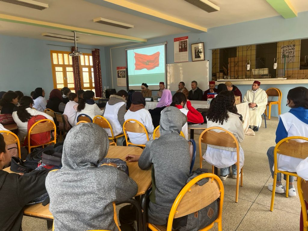 1-2-1-1024x768 مسابقة في الحديث النبوي الشريف بالثانوية الإعدادية ابن المقفع جماعة كلدمان (أقسام الجذوع المشتركة)