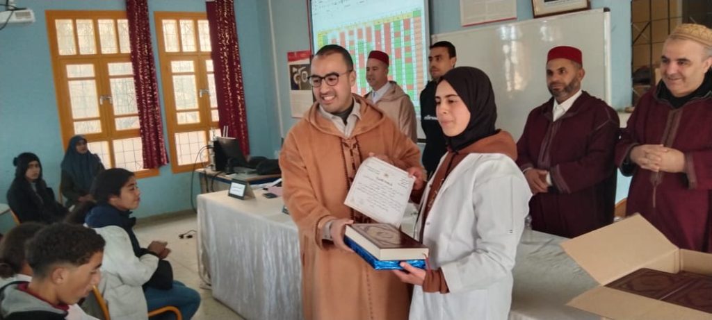 12-1-1024x461 مسابقة في الحديث النبوي الشريف بالثانوية الإعدادية ابن المقفع جماعة كلدمان (أقسام الجذوع المشتركة)