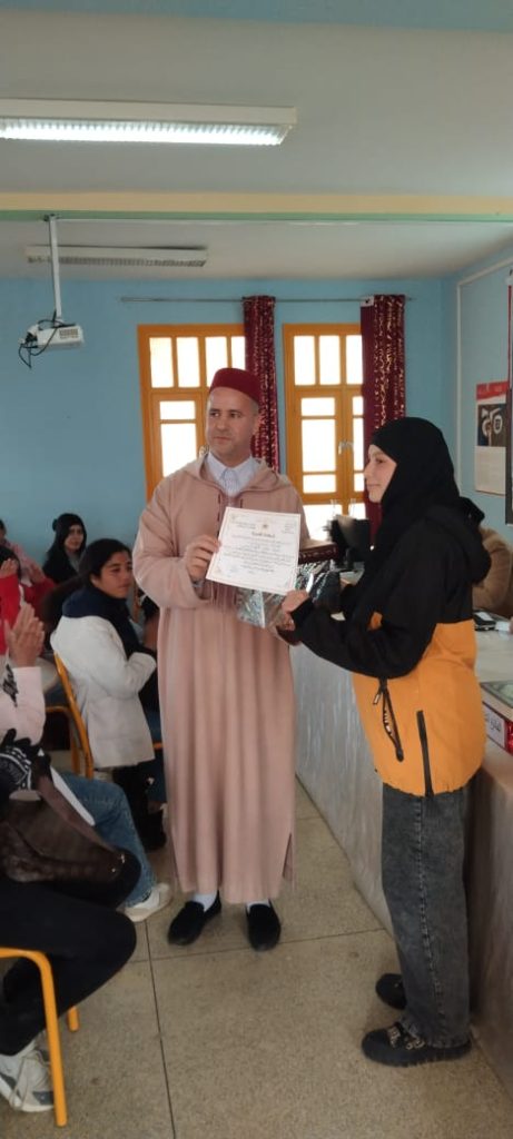 14-461x1024 مسابقة في الحديث النبوي الشريف بالثانوية الإعدادية ابن المقفع جماعة كلدمان (أقسام الجذوع المشتركة)