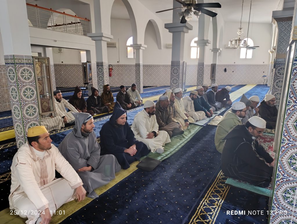 1735152858428-1024x771 دورة تكوينية لفائدة الأئمة والخطباء والوعاظ بجماعة تيزي وسلي، في إطار التكوين المستمر للقيمين الدينيين، وتنزيل خطة تسديد التبليغ؛ من أجل تحقيق الحياة الطيبة
