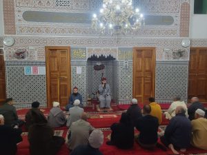 182420f0-b0d4-4aba-90f0-555b290a0849-300x225 درس وعظي في موضوع : " الحضّ على دفع الزَّكاة لمستحقِّيها والتَّحذير من تأخيرها أو منعها ".