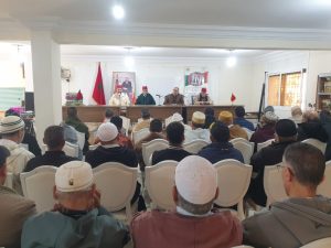 2-3-300x225 نشاط اجتماعي وحفل تكريمي لفائدة منظفي ومنظفات المساجد بمدينة تازة