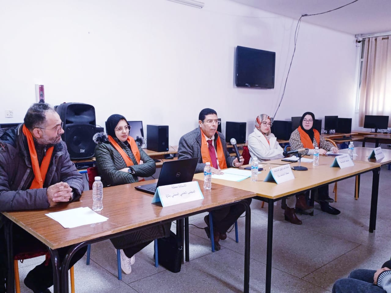 ندوة بعنوان : من أجل وسط أسري داعم لتنشئة اجتماعية خالية من العنف ضد النساء.