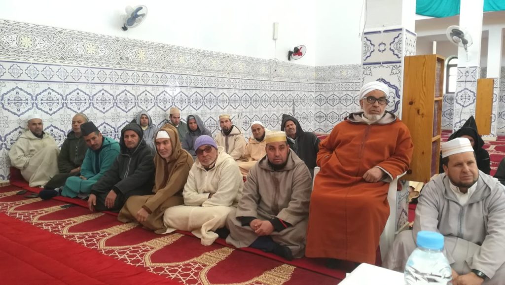 WhatsApp-Image-2024-12-31-at-17.53.56-2-1024x578 دورة تكوينية لفائدة الأئمة والخطباء بجماعة كلدمان