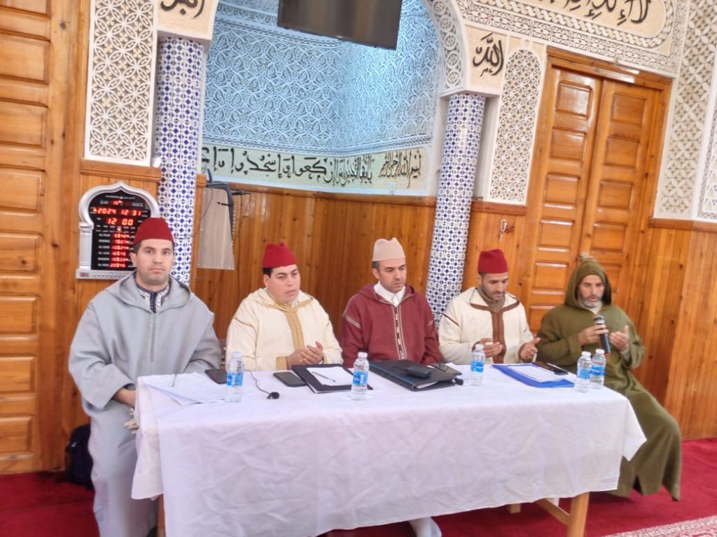 WhatsApp-Image-2024-12-31-at-18.19.43-1-1024x768 دورة تكوينية لفائدة الأئمة والخطباء بباشوية أكنول وجماعة كزناية الجنوبية