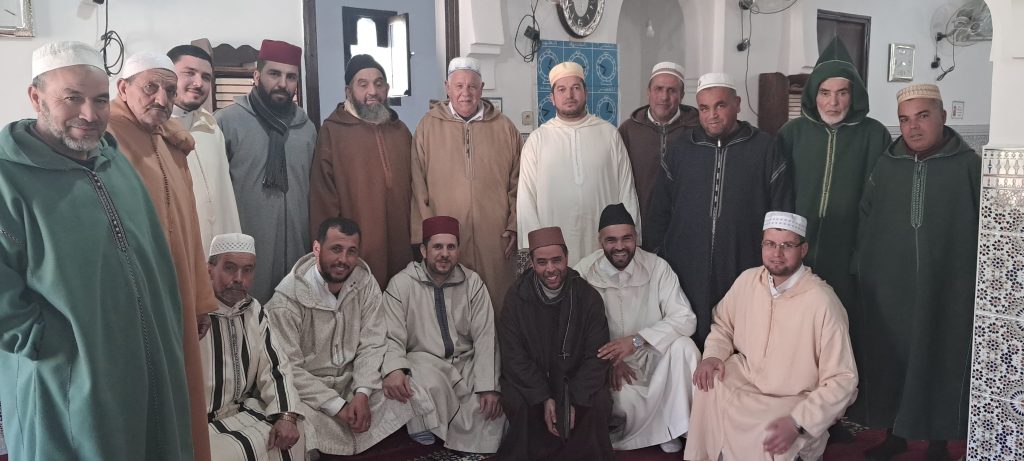 1f2960c9-0bd4-4cb0-9f3e-8890e38533cc-1024x461 حصة تكوينية ثانية لفائدة الأئمة و الخطباء بجماعة : "بني لنت"