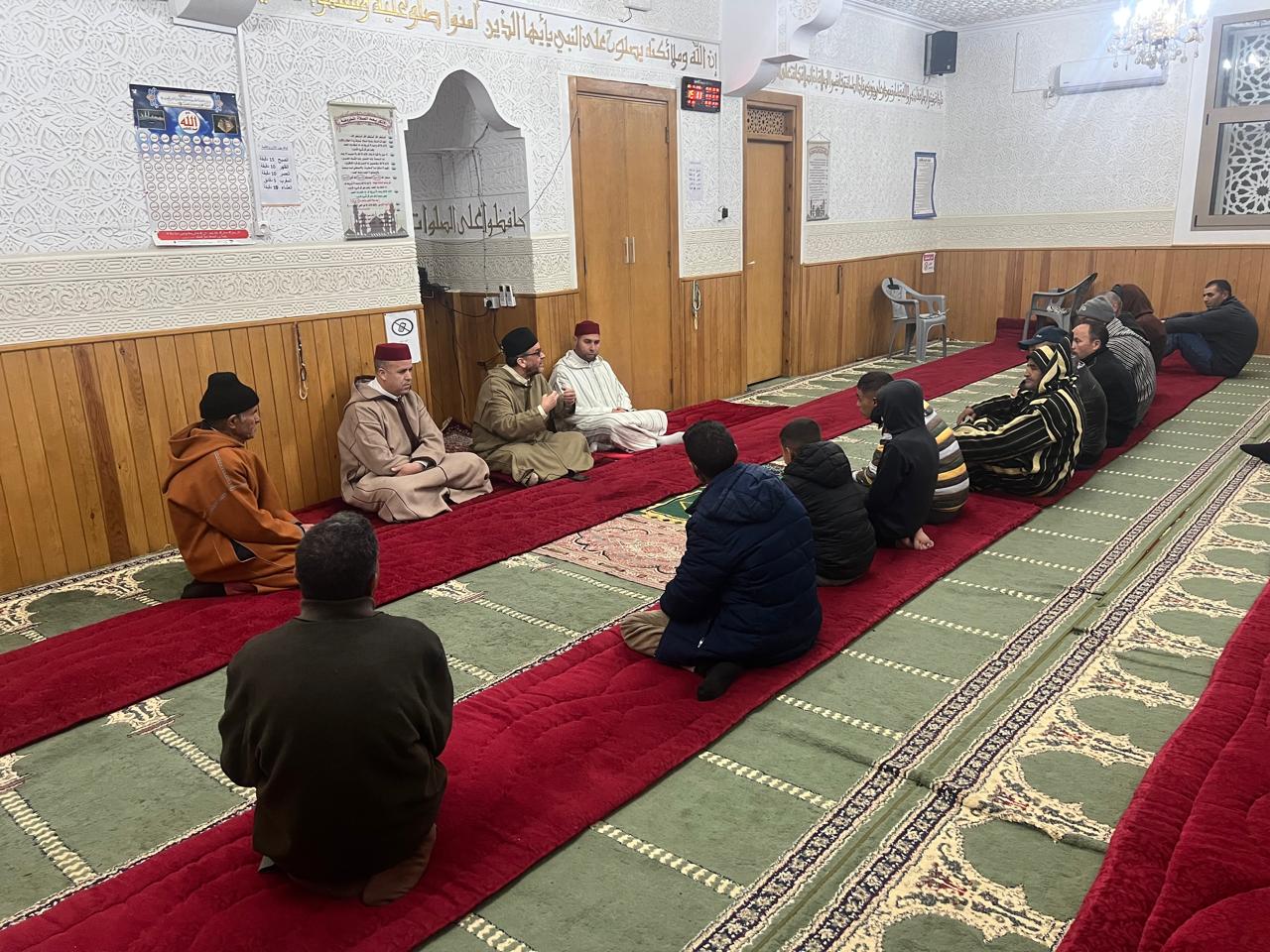 زيارة تفقدية للسيد رئيس المجلس العلمي المحلي بتازة لمتابعة تنفيذ خطة تسديد التبليغ بمنطقة التجريب القروية رقم (4) : “مسجد لكراشحة جماعة كلدمان”.