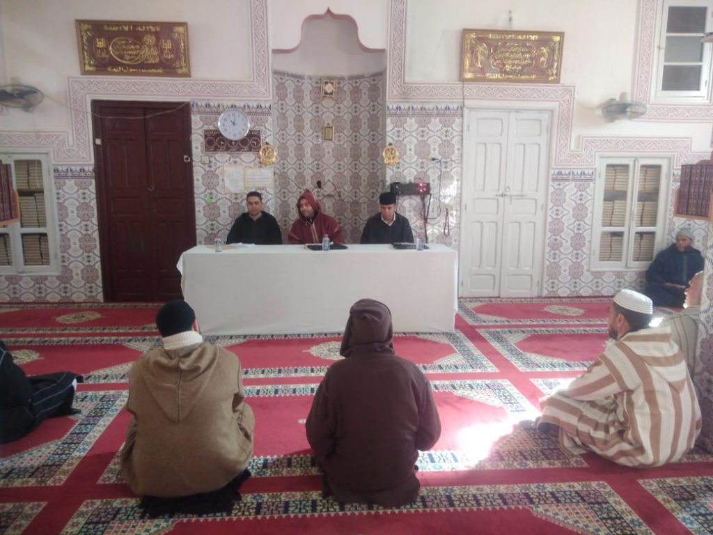 4acc4145-9128-49d1-9bab-2b1500dac6a1-1024x768 دورة تكوينية لفائدة الأئمة والخطباء  بجماعة (بورد)