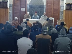 64f33129-9c1d-4c09-a8ef-ffae06694659-300x226 *** ندوة تحسيسية بعنوان : (التضامن وأثره لدى المغاربة "نظام الشرط نموذجا") .