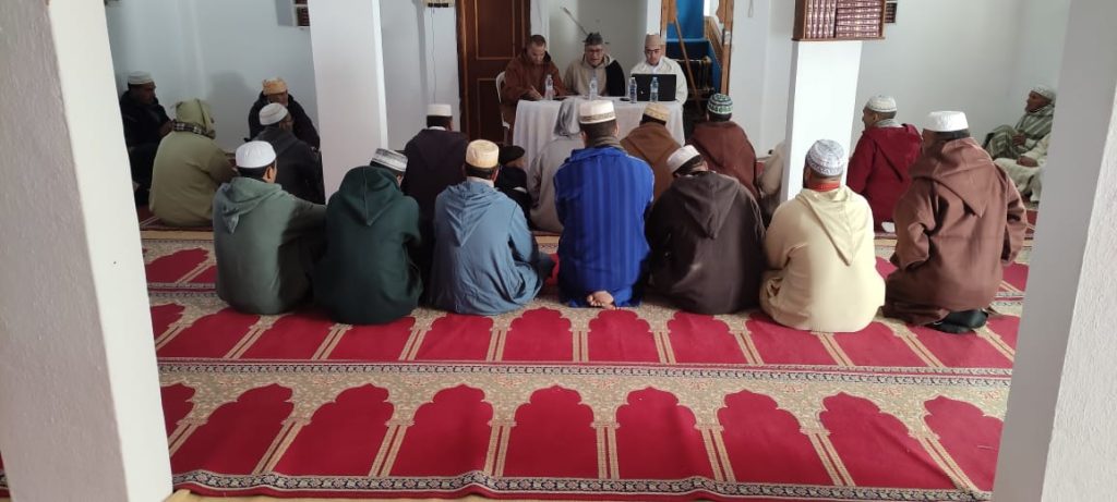 IMG-20241224-WA0087-1024x461 دورة تكوينية لفائدة الأئمة والخطباء بجماعة تزارين