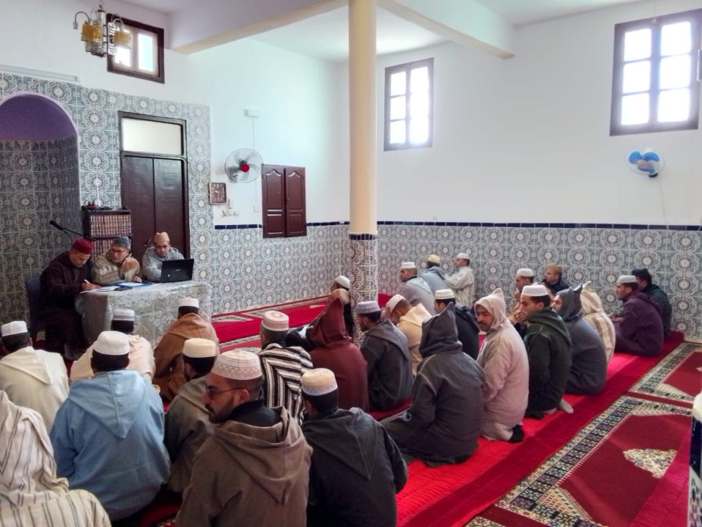 IMG-20241230-WA0025-1024x768 دورة تكوينية لفائدة الأئمة والخطباء بجماعة مغراوة
