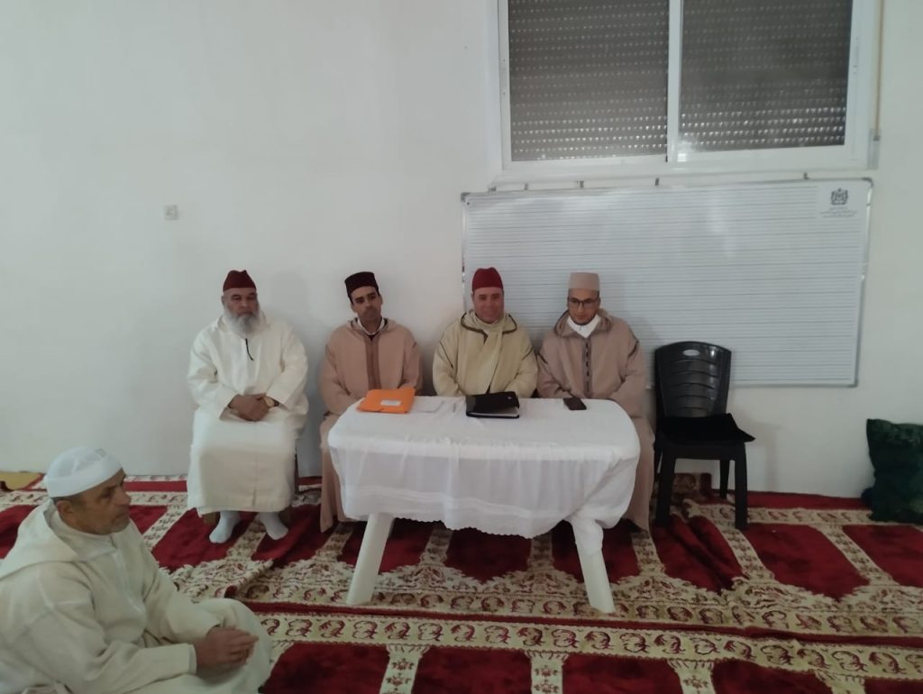 IMG-20250102-WA0021-1-1024x770 دورة تكوينية أولى لفائدة الأئمة والخطباء بجماعة الزراردة