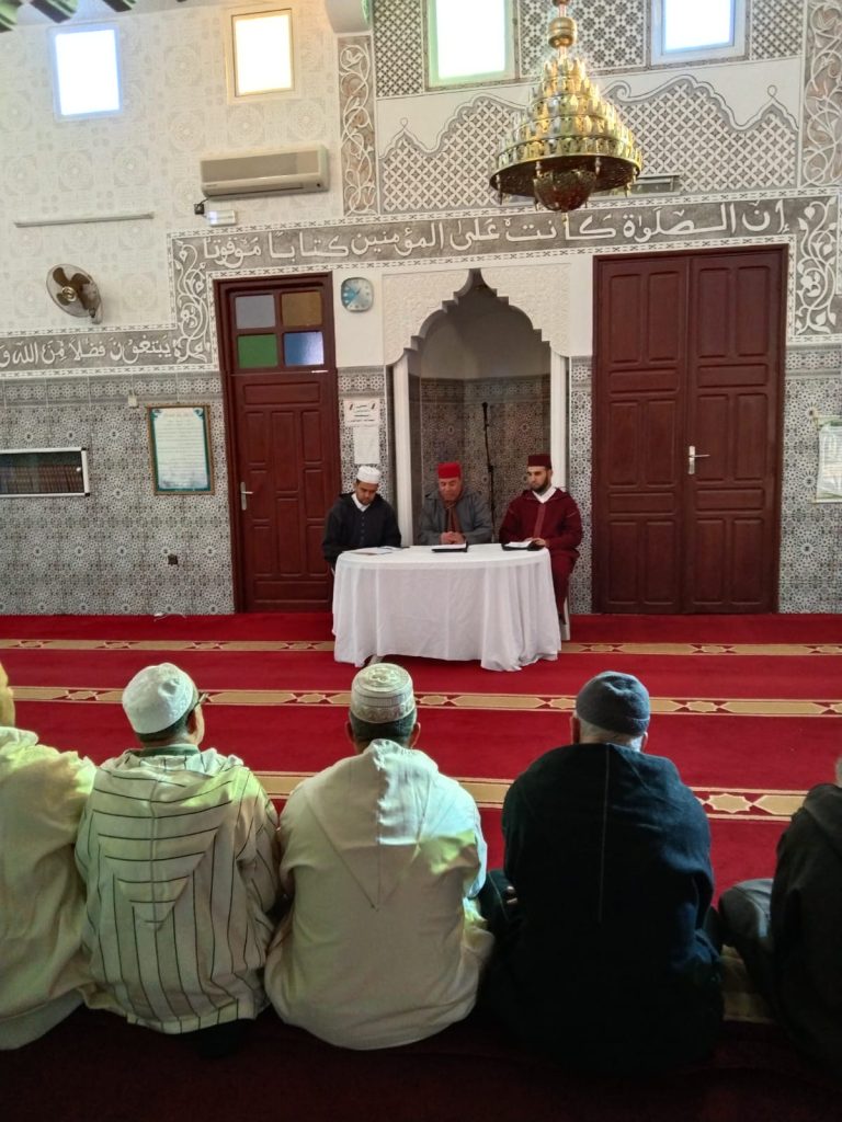 IMG-20250108-WA0004-768x1024 *** دورة تكوينية ثانية لفائدة الأئمة و الخطباء بجماعة : "سيدي علي بورقبة" .