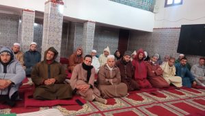 WhatsApp-Image-2025-01-01-at-20.52.14-300x169 *** دورة تكوينية لفائدة الأئمة والخطباء بقيادة : " باب المروج – جماعة الطايفة " .