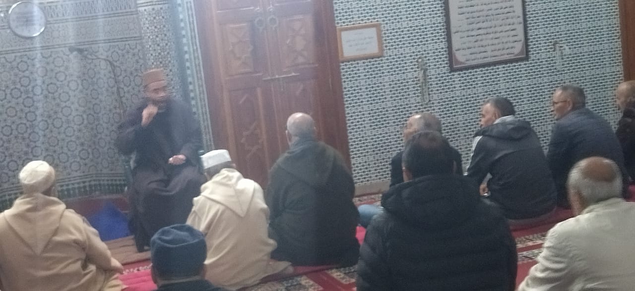 محاضرة بعنوان: أثر الصبر في تزكية الفرد والمجتمع؛