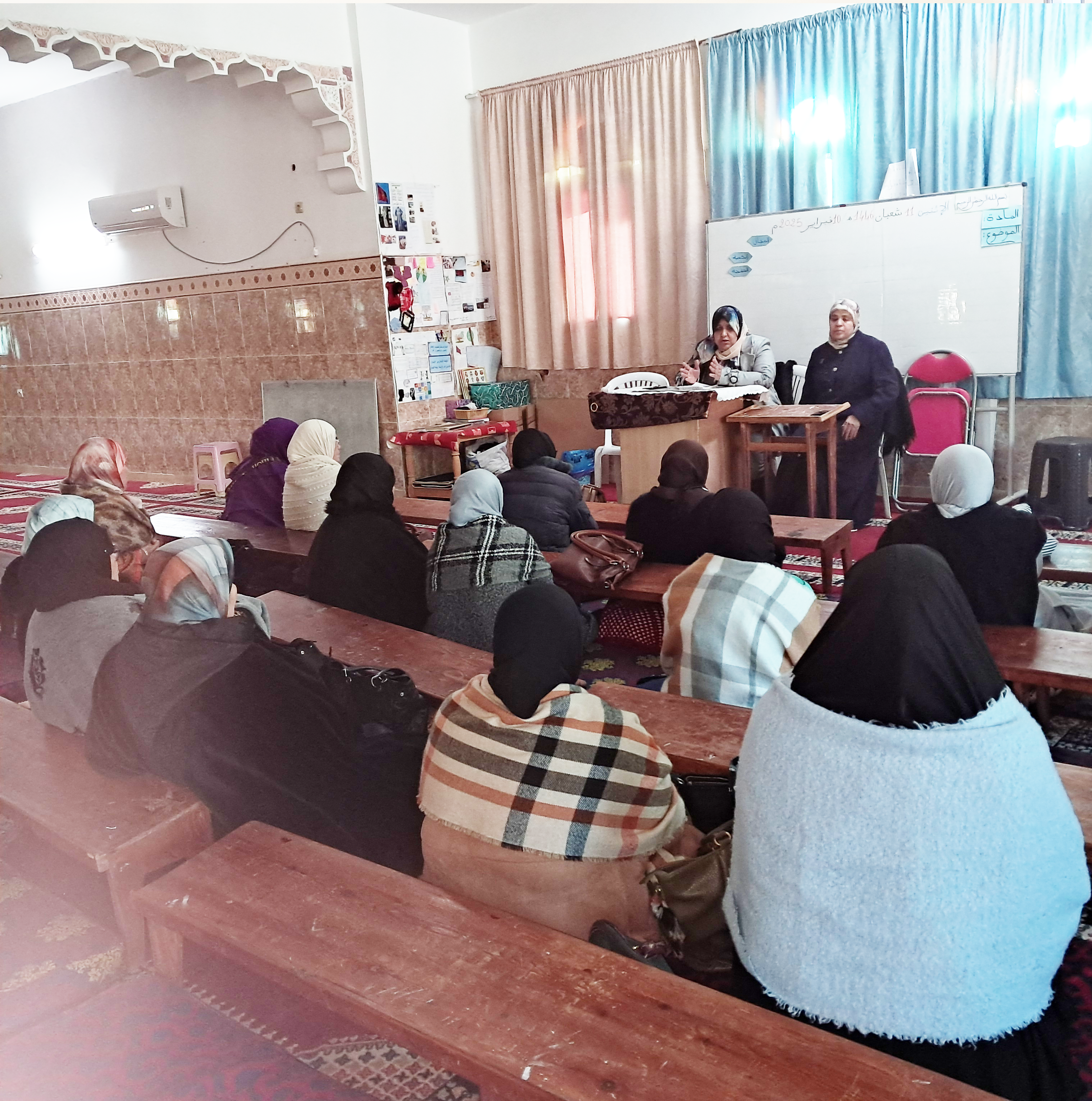 ندوة بعنوان: “أثر الايمان في تحقيق الحياة الطيبة”