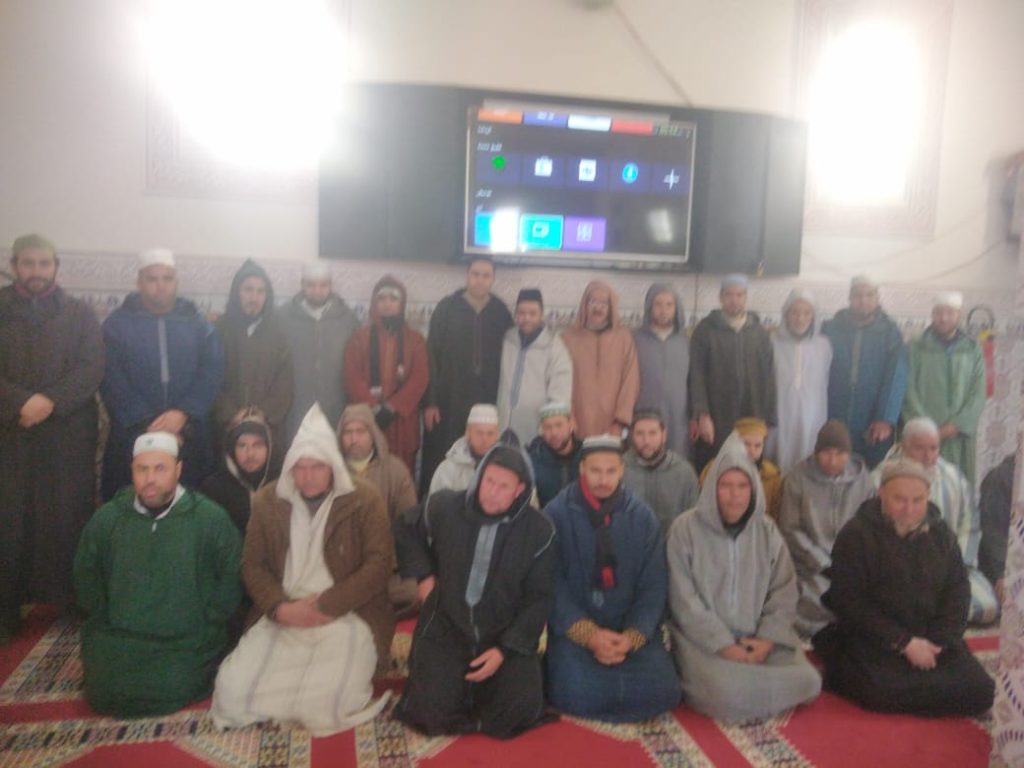 7a5a850d-9ab1-4e24-8275-e72701f669bb-1024x768 زيارة تفقدية لمتابعة دروس ميثاق العلماء بالمسجد المركزي بجماعة بورد