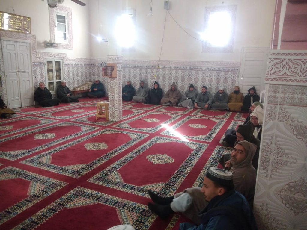 82b938ea-a5a5-4154-8bbd-87f4940fcfa9-1024x768 زيارة تفقدية لمتابعة دروس ميثاق العلماء بالمسجد المركزي بجماعة بورد