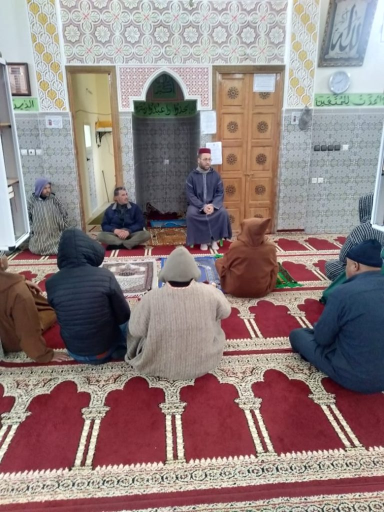 IMG-20250203-WA0030-768x1024 محاضرة بعنوان:"التضامن والتكافل بين الأفراد والمجتمع (نظام الشرط) انموذجا"