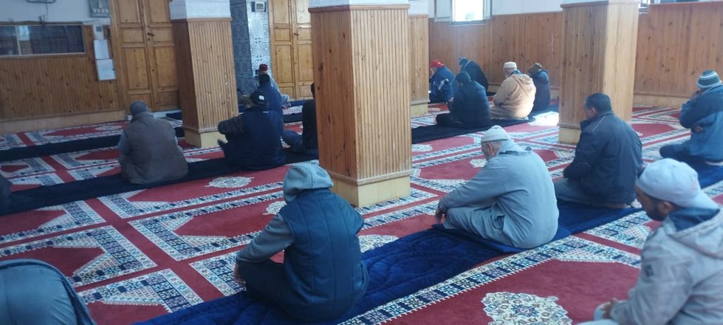 IMG-20250212-WA0025-1024x461 ندوة علمية في موضوع : ” الزهد في الدنيا وأهميته في السير إلى الله تعالى”