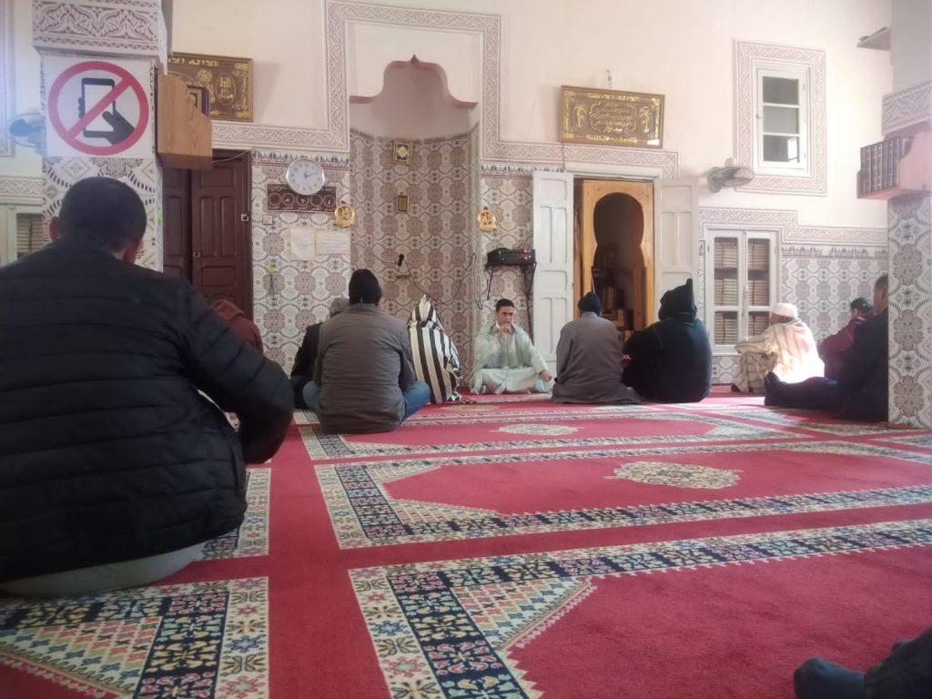 IMG-20250214-WA0015-1024x768 *** محاضرة تحسيسية في موضوع : "نظام الشرط في المغرب من خلال العناية بأهل الله وخاصته" .