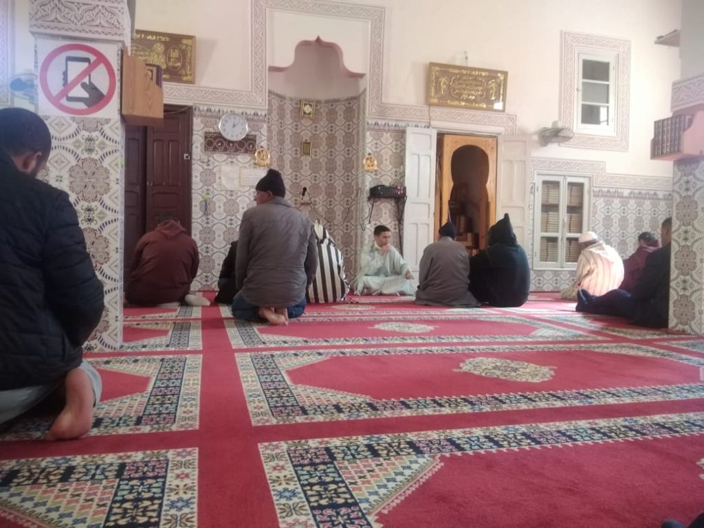 IMG-20250214-WA0017-1024x768 *** محاضرة تحسيسية في موضوع : "نظام الشرط في المغرب من خلال العناية بأهل الله وخاصته" .