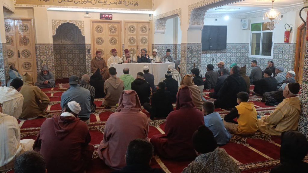 IMG_20250227_194506-1024x576 *** ندوة علمية تحت عنوان : "رمضان بين الشرع و الطب " .