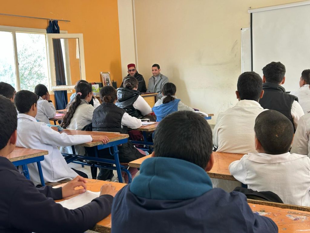 WhatsApp-Image-2025-02-15-at-12.19.17-2-1024x768 ندوة علمية بعنوان :”السلامة الطرقية واجب ديني ووطني"