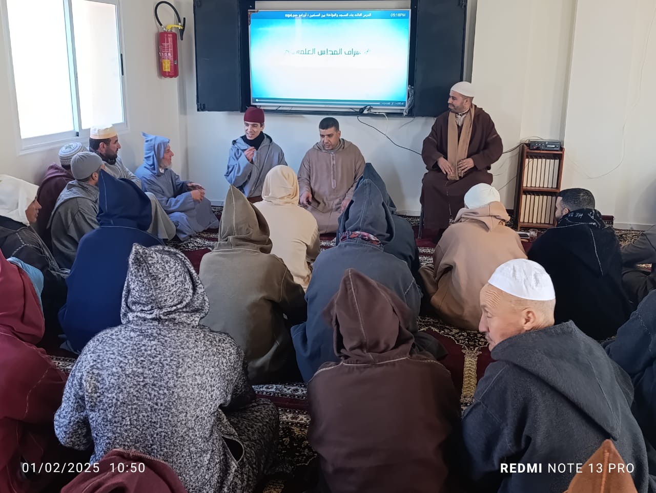 **** زيارة تفقدية لمتابعة دروس “خطة ميثاق العلماء ” : بالمسجد المركزي بجماعة بني فراسن .