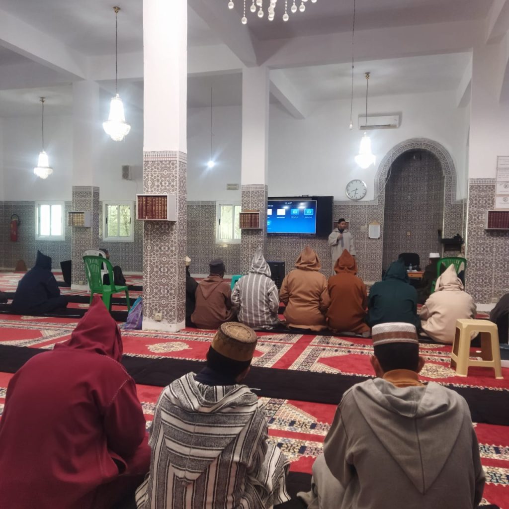 fdab97c3-579a-43a6-b78b-fc6e04b13455-1024x1024 زيارة تفقدية لمتابعة دروس ميثاق العلماء بالمسجد المركزي بجماعة أجدير
