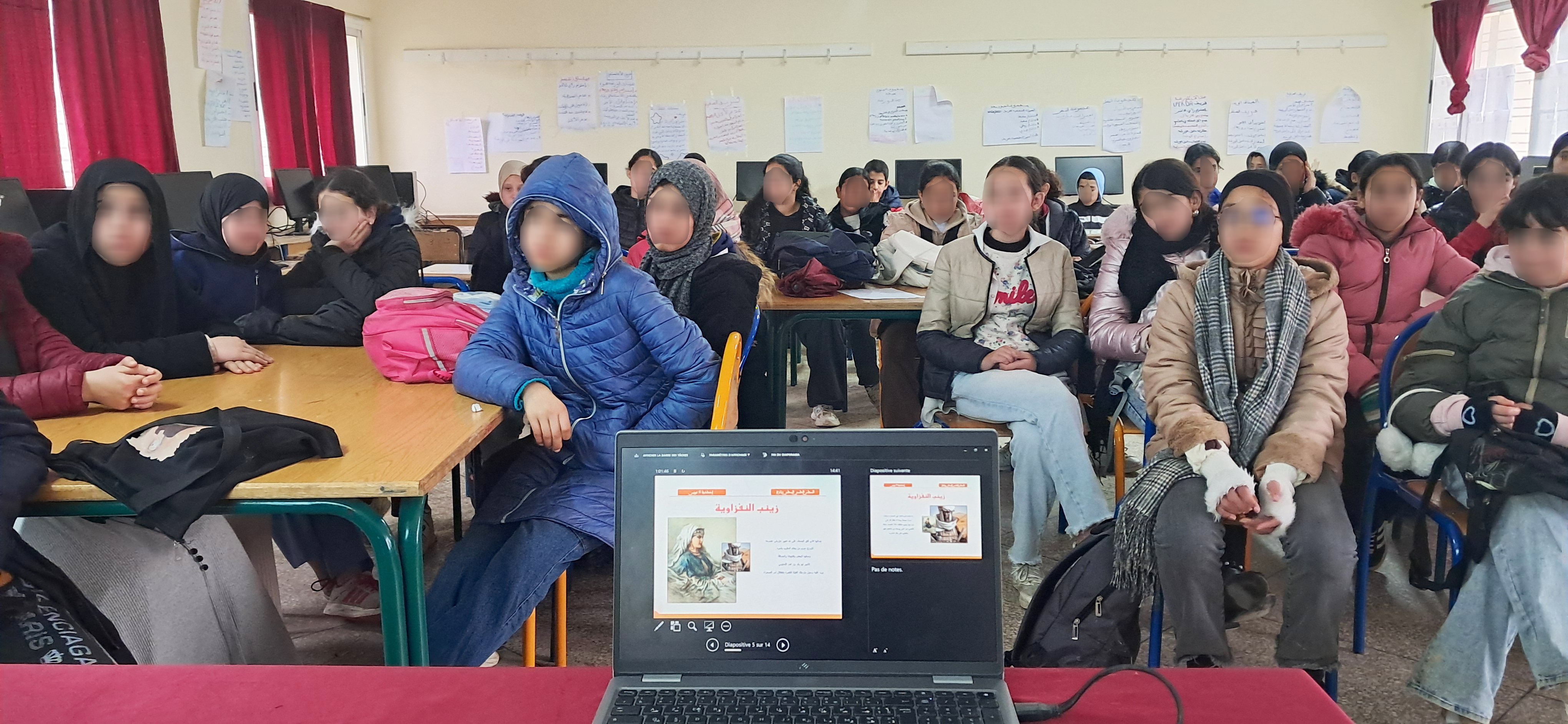 ندوة علمية بعنوان:” دور المرأة في صناعة الأجيال: فاطمة الفهرية وزينب النفزاوية أنموذجا ”