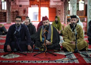 17-300x214 تنظيم مجلس قرآني