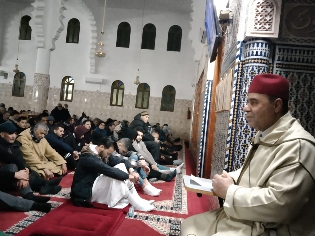 درس وعظي بعنوان: “هدي الرسول صلى الله عليه وسلم في العشر الأواخر من رمضان”