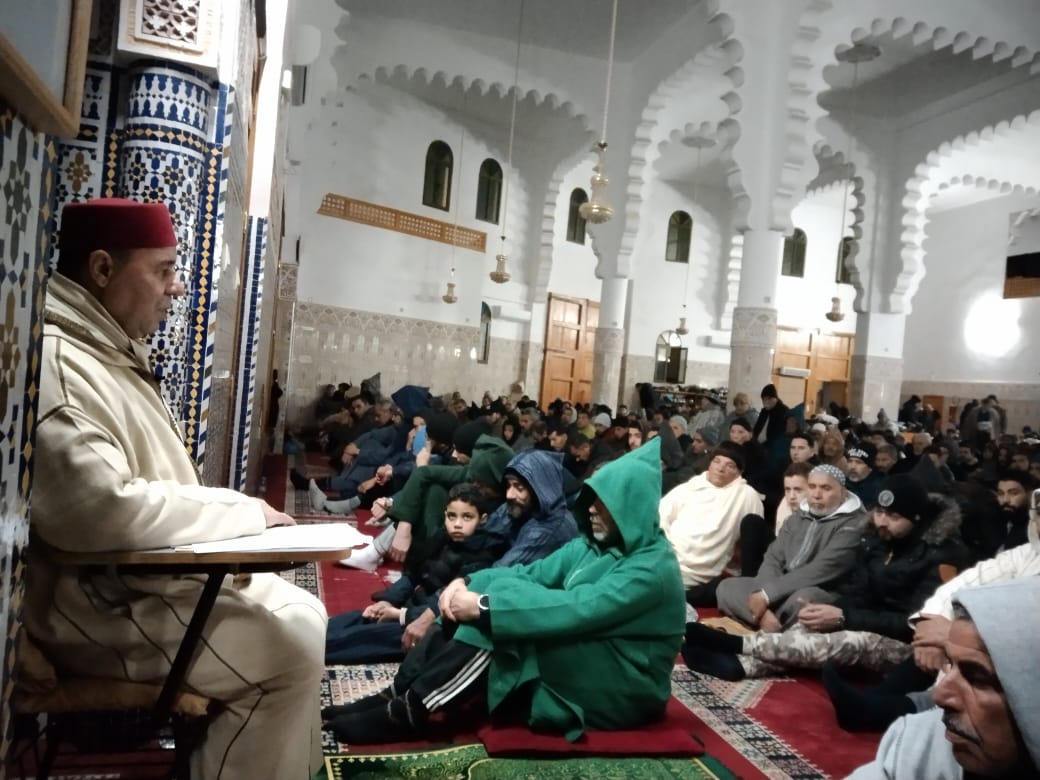 محاضرة بعنوان: “ذكرى زيارة جلالة المغفور له الملك محمد الخامس لمحاميد الغزلان، ومعركة الدشيرة وجلاء آخر جندي أجنبي عن الصحراء المغربية”