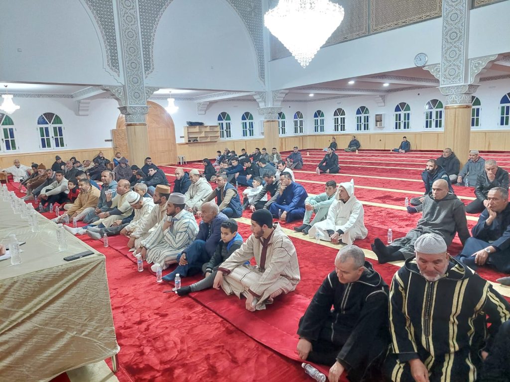 593df786-8fbd-471e-b1b7-4a3051a50e2b-1024x768 أمسية دينية رمضانية بمسجد عائشة أم المؤمنين بالجماعة القروية سيدي علي بورقبة بإقليم تازة