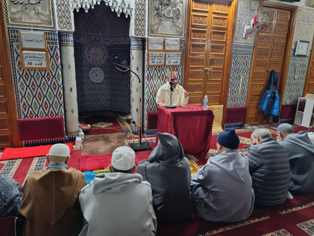 66a4d6d2-1b9b-4f65-9a7f-453477daf1d3-1024x771 درس بعنوان: "فضل الدعاء في شهر رمضان"