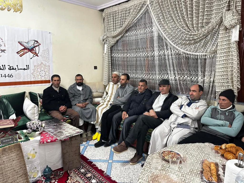 FB_IMG_1743290219614-1024x768 تحكيم مسابقة في حفظ وتجويد القرآن الكريم، مع حفل ختامي.