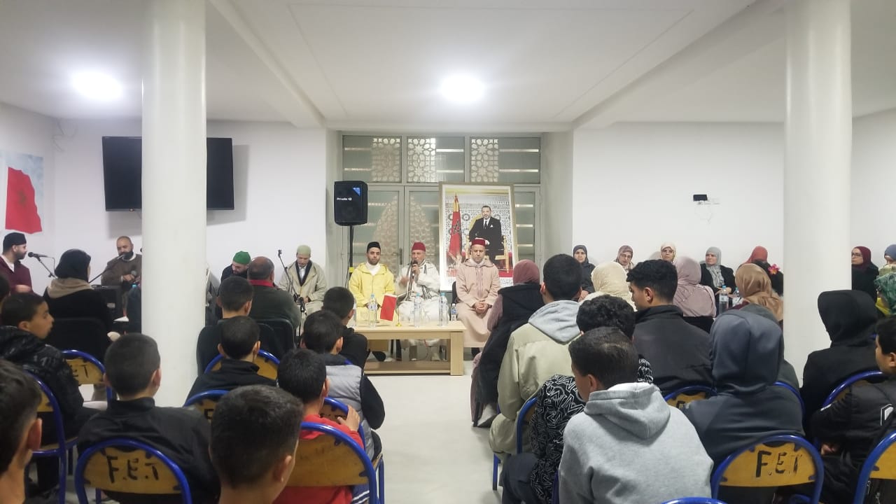 أمسية دينية بدار الطالب