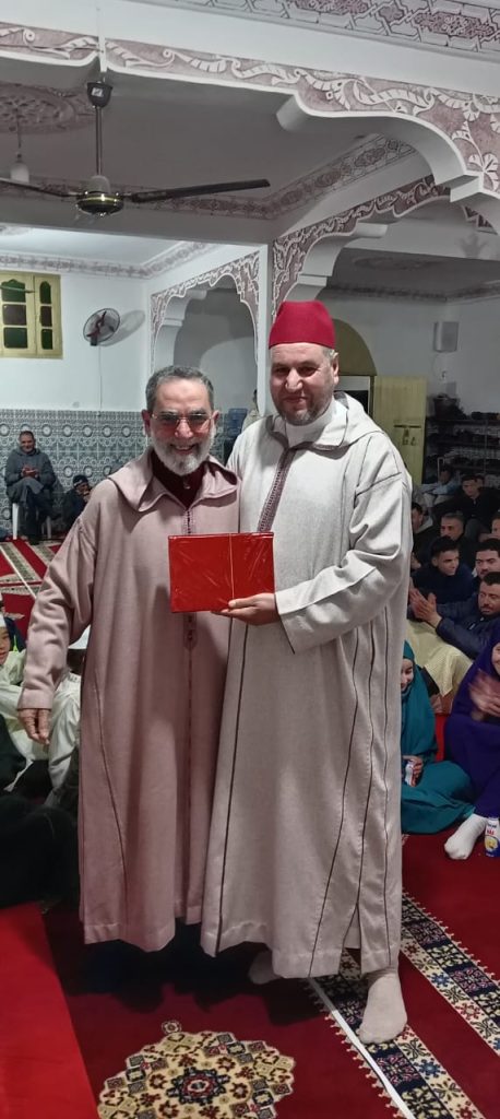 IMG-20250328-WA0065-458x1024 *** حفل تكريمي للمتفوقين و المتفوقات .