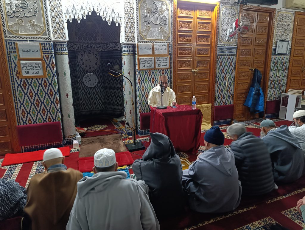 e7cebd5f-c0d5-4ced-b7c2-66fab4a7030c-1024x771 درس بعنوان: "فضل الدعاء في شهر رمضان"