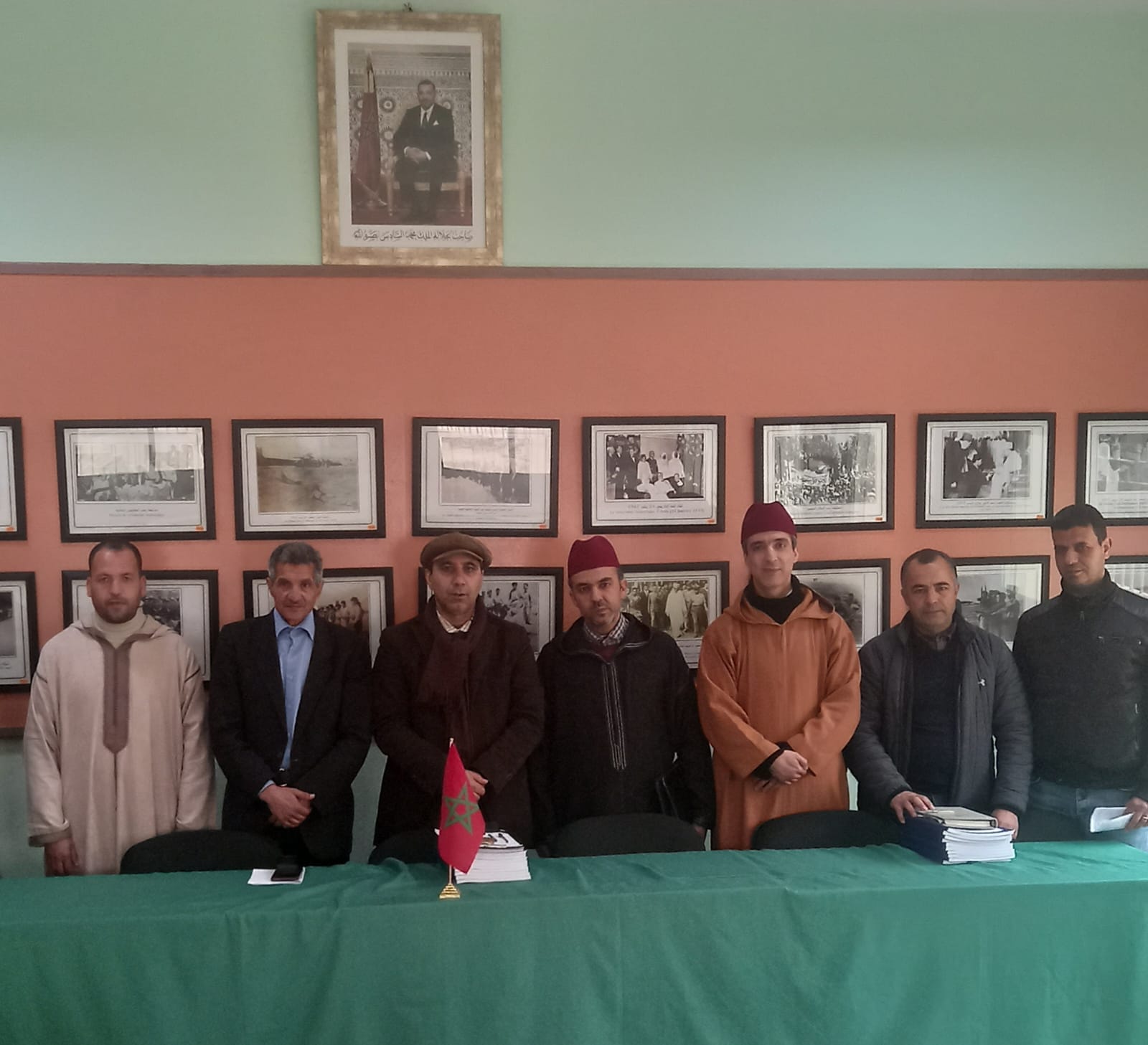 *** ندوة علمية تحت عنوان : ” الذكريات الوطنية ودورها في ترسيخ الهوية لدى الأجيال الناشئة : نماذج من الدشيرة والهري و بوڭافر ” .