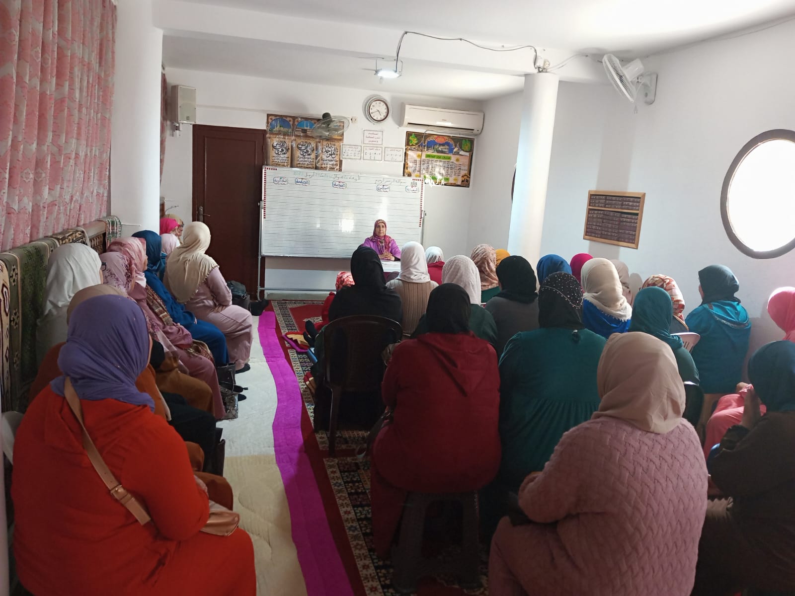 محاضرة بعنوان: الآثار الإيمانية لاسم الله الفتاح.